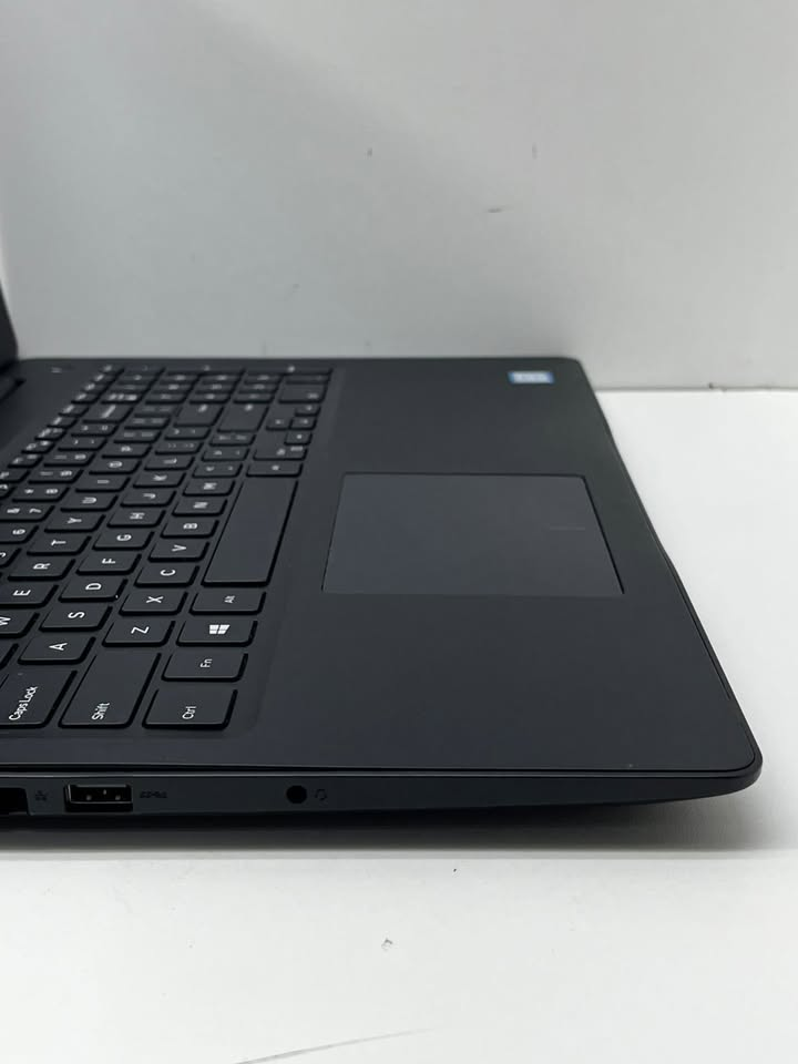 Dell Latitude | Core i3 7ma Gen | 8GB RAM | 128GB SSD | Teclado Extendido Iluminado | Windows | Office