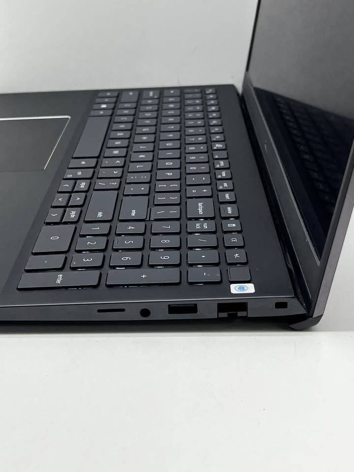 Dell Vostro | Core i7 11va Gen | 16GB RAM | 512GB M.2 SSD | NVIDIA | Windows 11 | Office