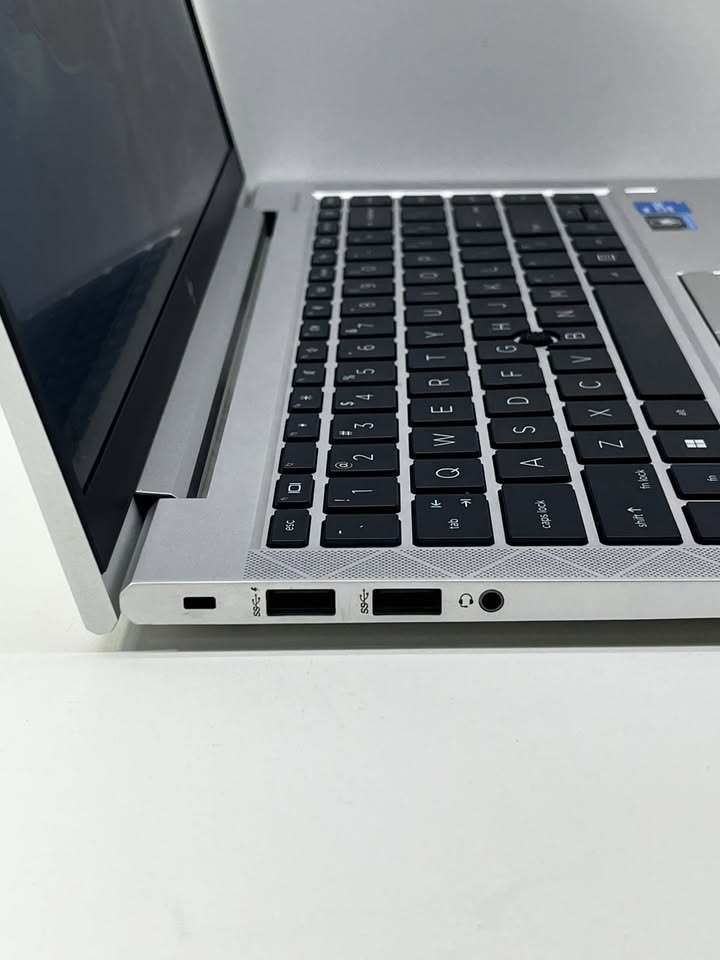 HP EliteBook | Core i5 11va Gen | 16GB RAM | 256GB M.2 SSD | Bang & Olufsen | Windows 11 | Office