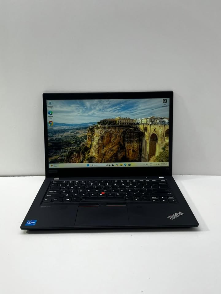 Lenovo ThinkPad T14 | Core i5 11va Gen | 16GB RAM | 512GB SSD | Windows 11